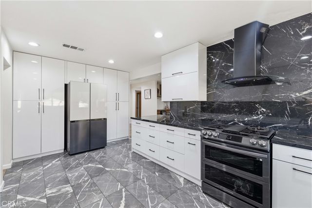 41201 Laidlaw Lane, Palmdale, CA 93551