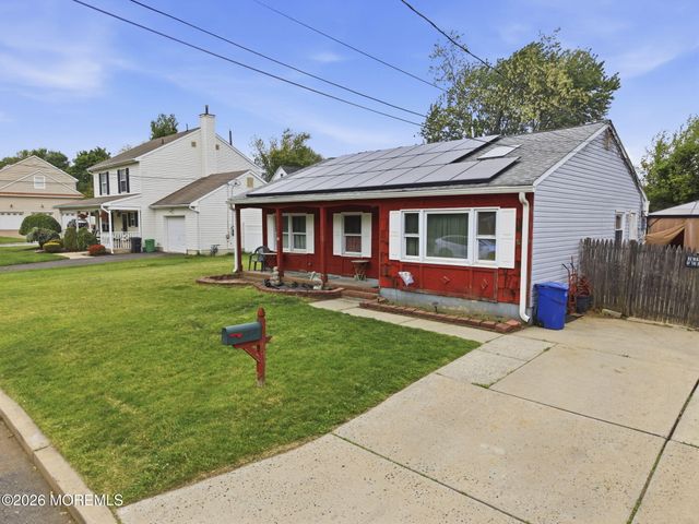 168 Milton Avenue, Cliffwood, NJ 07721