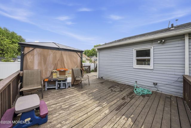 168 Milton Avenue, Cliffwood, NJ 07721
