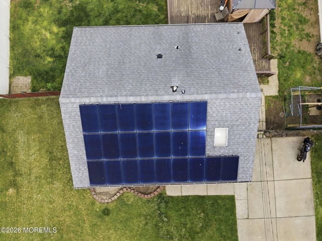 168 Milton Avenue, Cliffwood, NJ 07721