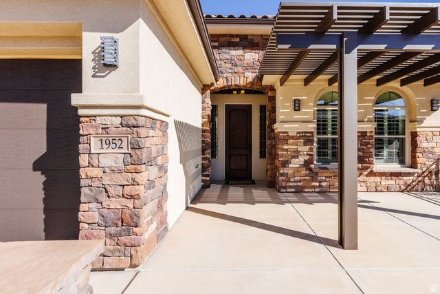 1952 N RESERVE PKWY, Washington, UT 84780