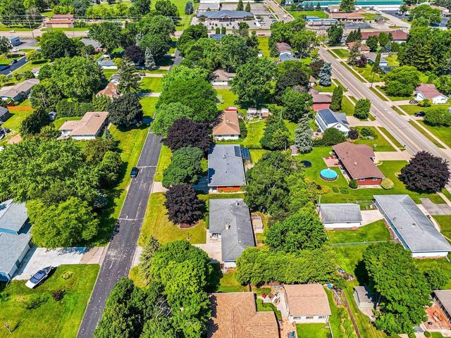 500 W SUNSET AVENUE, Appleton, WI 54911