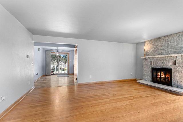 500 W SUNSET AVENUE, Appleton, WI 54911
