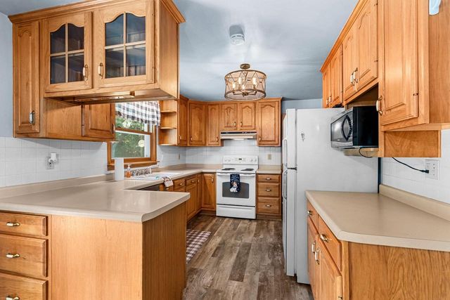 500 W SUNSET AVENUE, Appleton, WI 54911