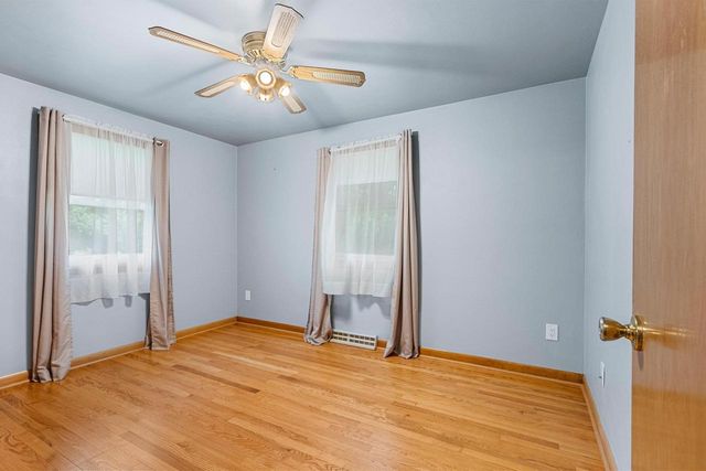 500 W SUNSET AVENUE, Appleton, WI 54911