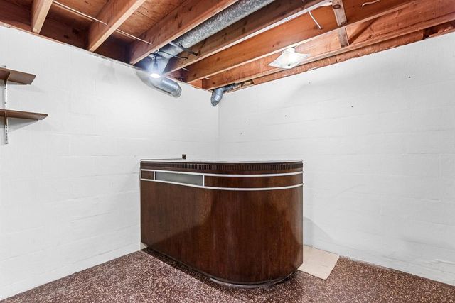 500 W SUNSET AVENUE, Appleton, WI 54911
