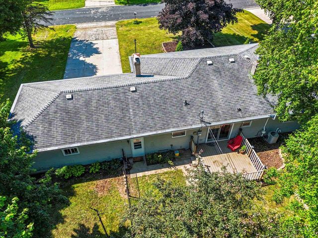 500 W SUNSET AVENUE, Appleton, WI 54911