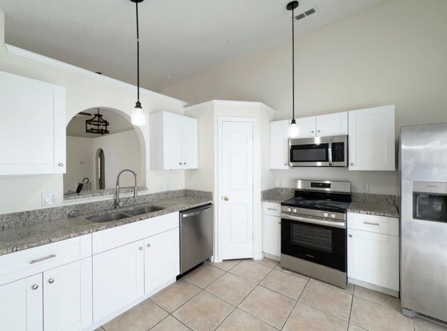 121 GLEASON COVE, Sanford, FL 32773