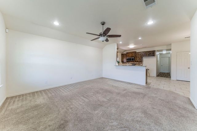 232 Lovers Path Drive, Springtown, TX 76082