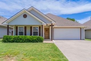 232 Lovers Path Drive, Springtown, TX 76082