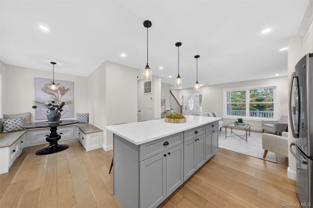 11 Appleblossom Lane, Hopewell Junction, NY 12533