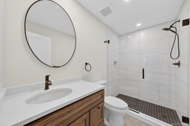 11 Appleblossom Lane, Hopewell Junction, NY 12533