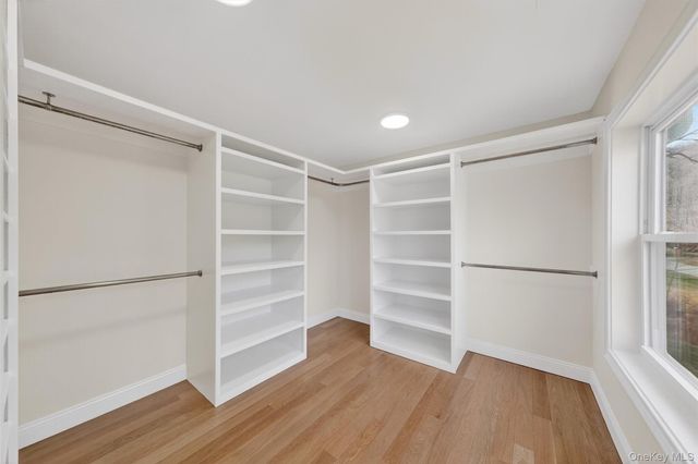 11 Appleblossom Lane, Hopewell Junction, NY 12533