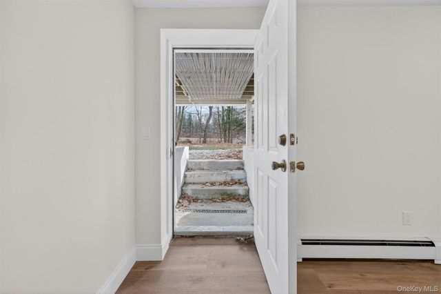 11 Appleblossom Lane, Hopewell Junction, NY 12533