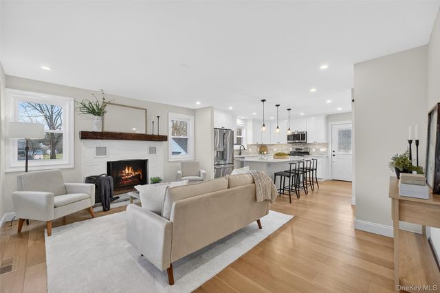 11 Appleblossom Lane, Hopewell Junction, NY 12533