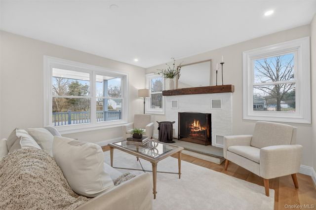 11 Appleblossom Lane, Hopewell Junction, NY 12533