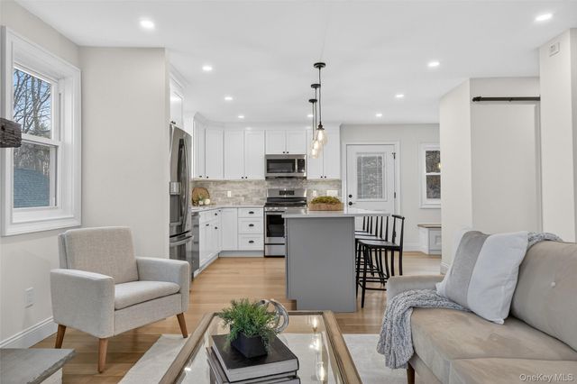 11 Appleblossom Lane, Hopewell Junction, NY 12533