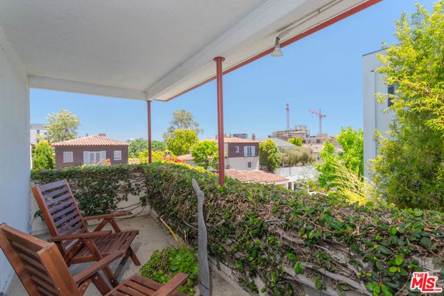 10959 STRATHMORE Drive, Los Angeles, CA 90024