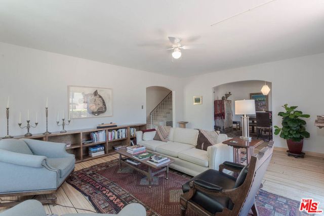 10959 STRATHMORE Drive, Los Angeles, CA 90024