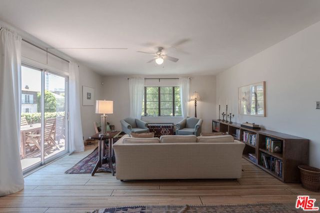 10959 STRATHMORE Drive, Los Angeles, CA 90024