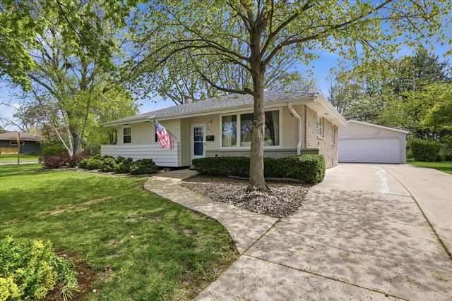 5400 Mansfield DRIVE, Greendale, WI 53129