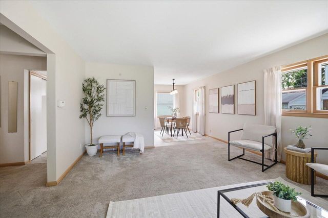 5400 Mansfield DRIVE, Greendale, WI 53129