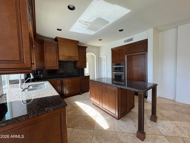 3339 E TANGLEWOOD Drive, Phoenix, AZ 85048