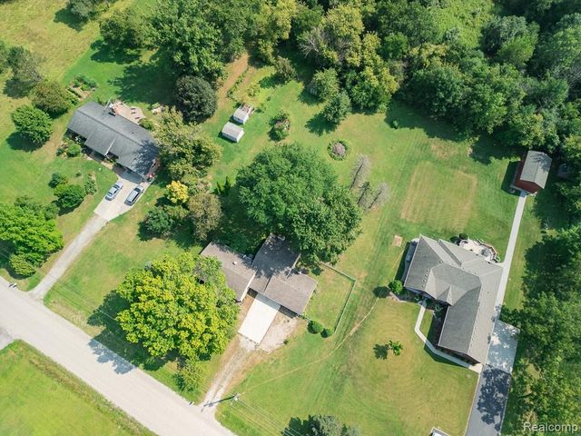 61960 Schoenherr Road, Washington, MI 48094