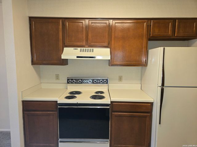 4212 Medical Dr Unit 903, San Antonio, TX 78229