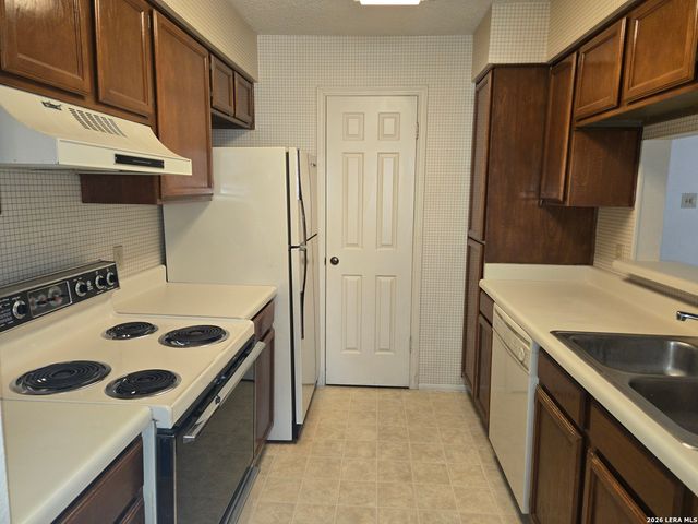 4212 Medical Dr Unit 903, San Antonio, TX 78229