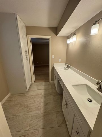 5310 Bryanhurst Lane, Spring, TX 77379