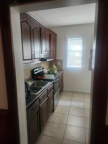 125 Arthur Street 2, Brockton, MA 02302