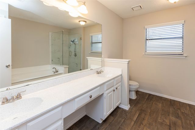 5315 Faireast Court, Arlington, TX 76018