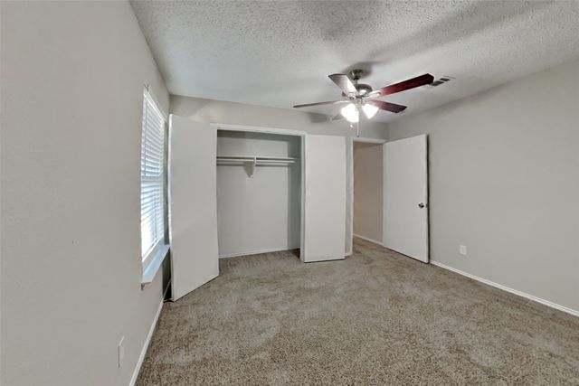 5315 Faireast Court, Arlington, TX 76018