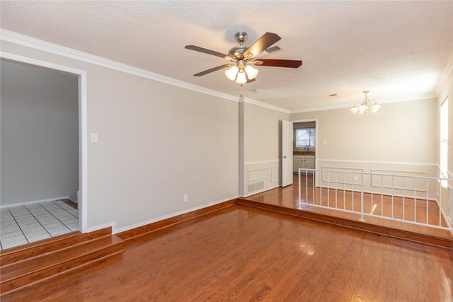 5315 Faireast Court, Arlington, TX 76018
