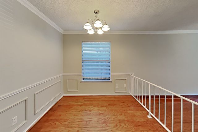 5315 Faireast Court, Arlington, TX 76018