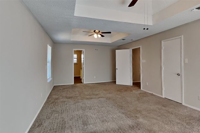 5315 Faireast Court, Arlington, TX 76018