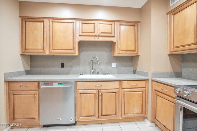 3909 S ROOSEVELT Street, Tempe, AZ 85282