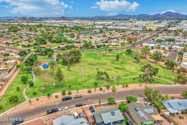 3909 S ROOSEVELT Street, Tempe, AZ 85282