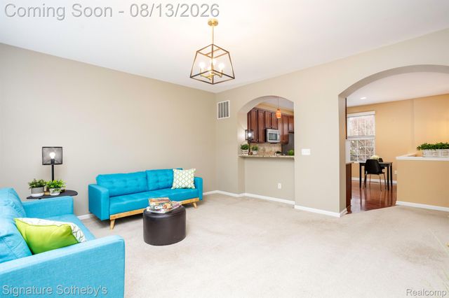 27844 Hopkins Drive, Novi, MI 48377