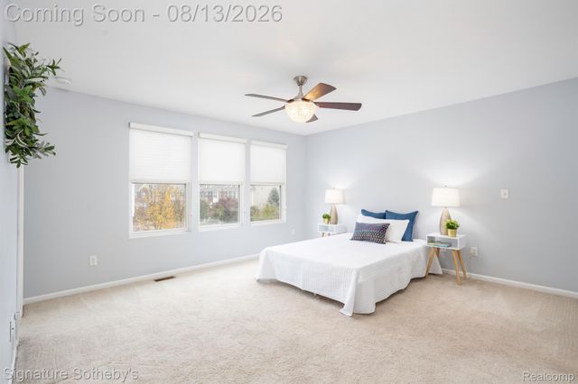 27844 Hopkins Drive, Novi, MI 48377