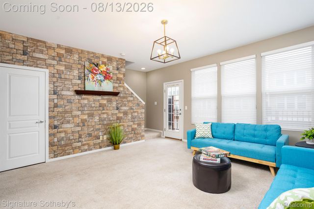 27844 Hopkins Drive, Novi, MI 48377