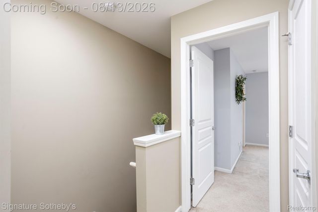 27844 Hopkins Drive, Novi, MI 48377