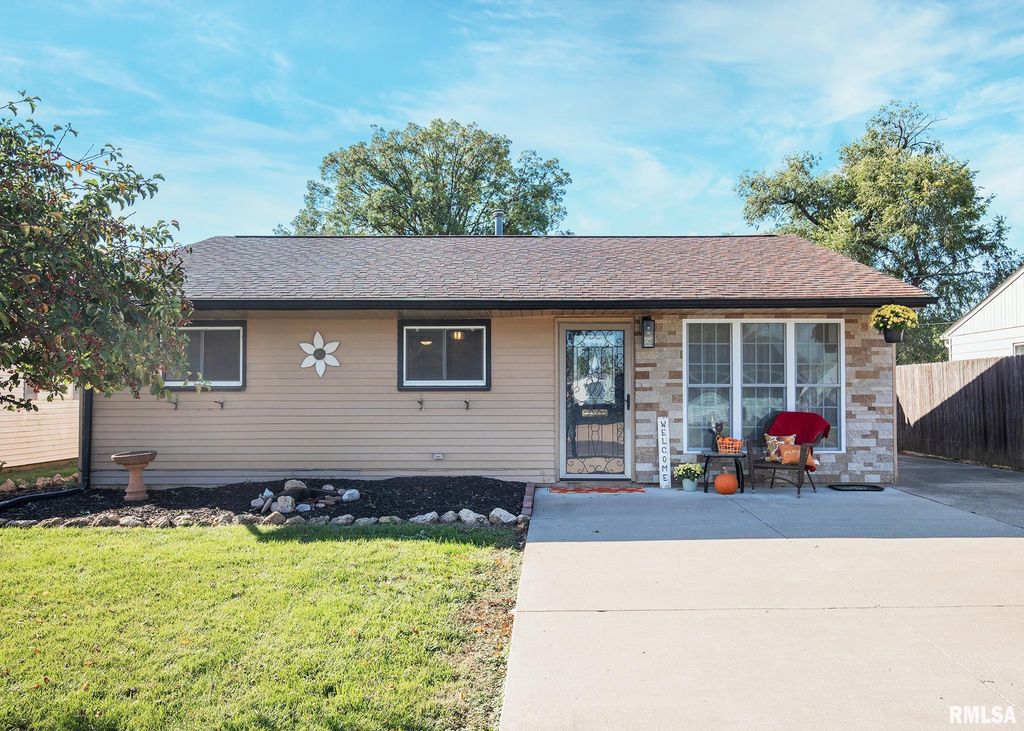 444 E 6TH Street, Milan, IL 61264