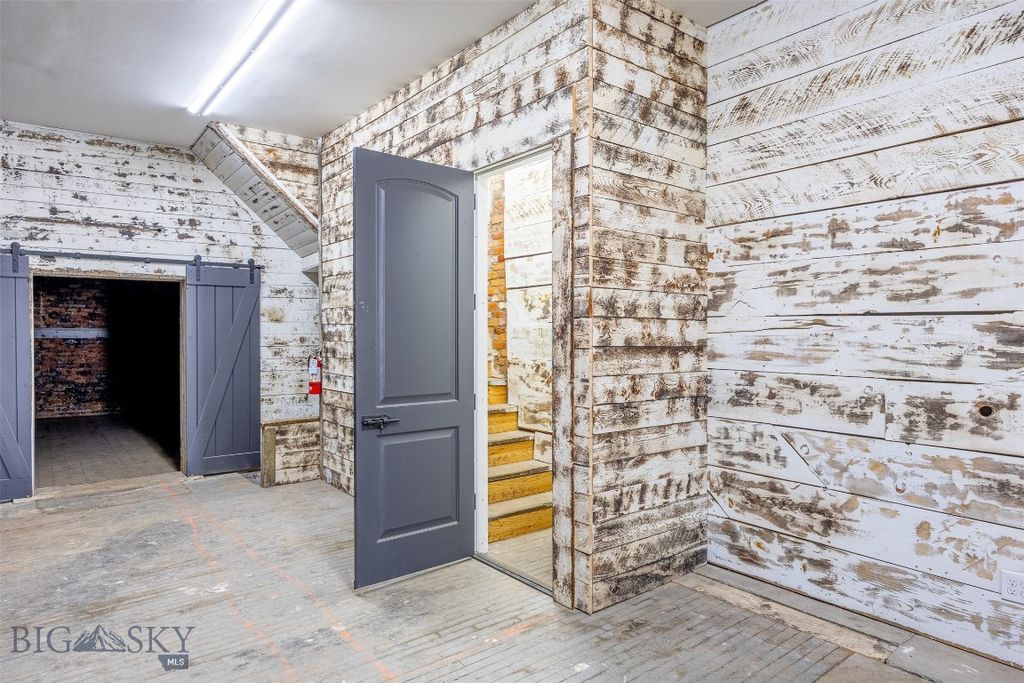 648 S Arizona Street, Butte, MT 59701 photo 4