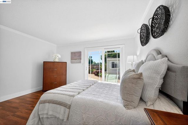 7326 Hillsdale Dr, Pleasanton, CA 94588