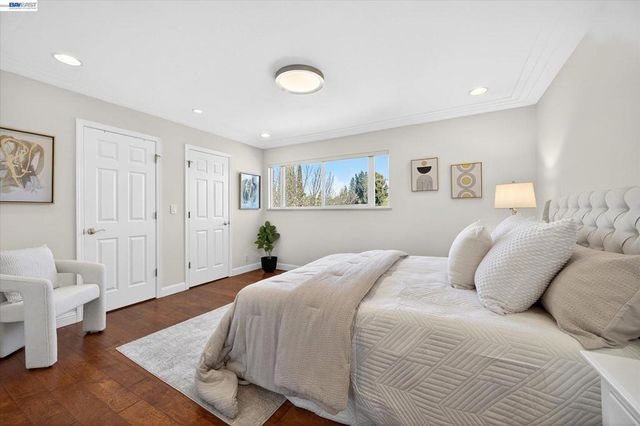 7326 Hillsdale Dr, Pleasanton, CA 94588