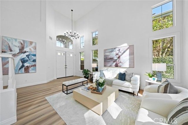 18 Broadleaf, Irvine, CA 92612