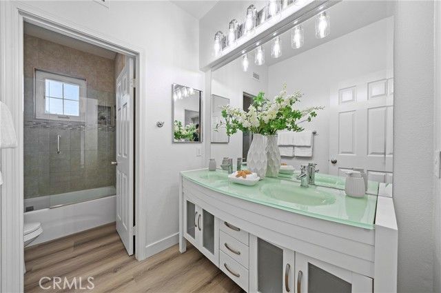 18 Broadleaf, Irvine, CA 92612