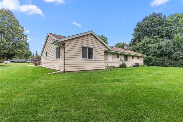 8048 N Greenview COURT, Brown Deer, WI 53223